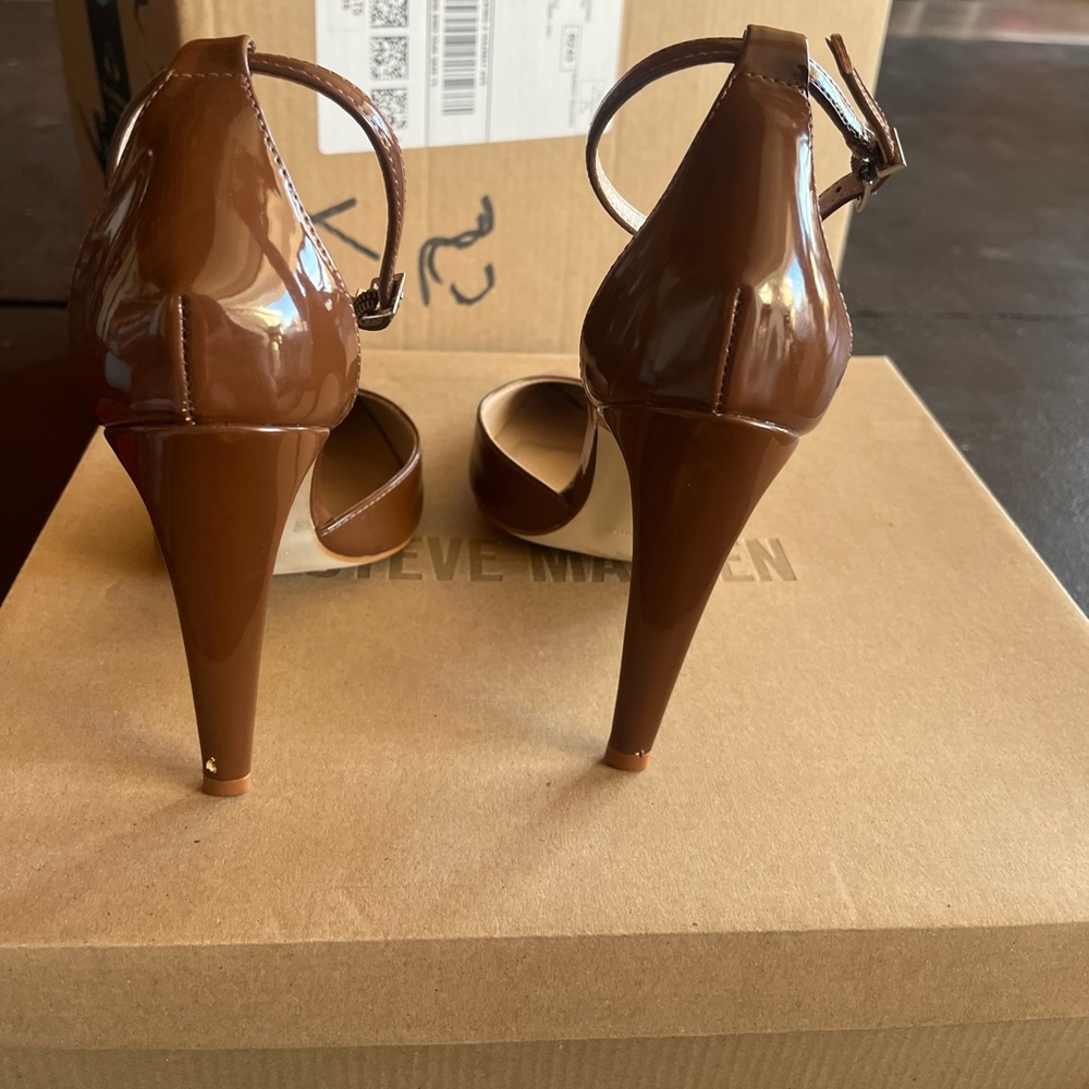 Steve Madden Camel Pointed Toe Heels - image 4